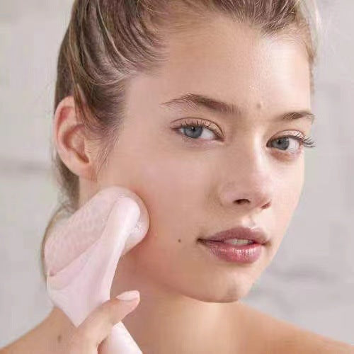 GlowRoller™ Ice Facial Roller